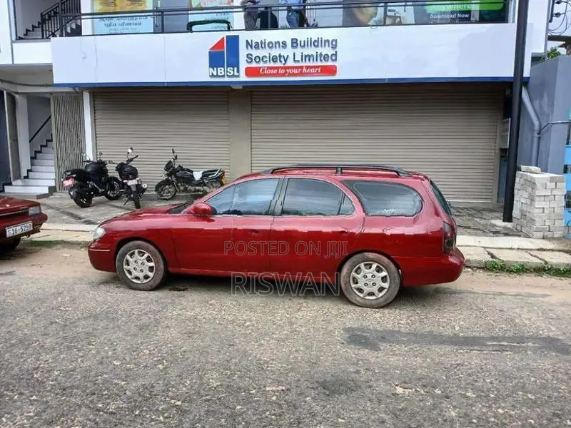 Hyundai Elantra 2000