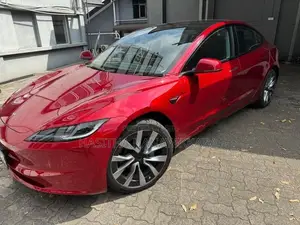 Tesla Model 3 Full Option 2024