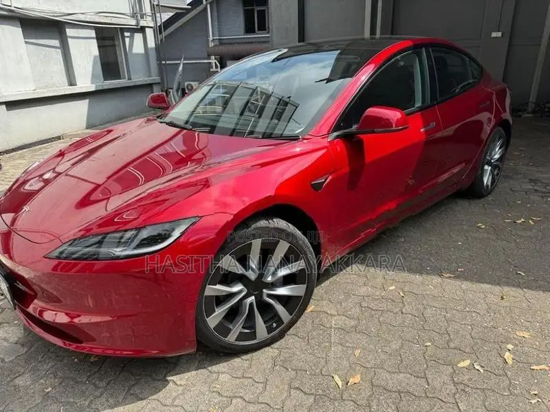 Tesla Model 3 Full Option 2024