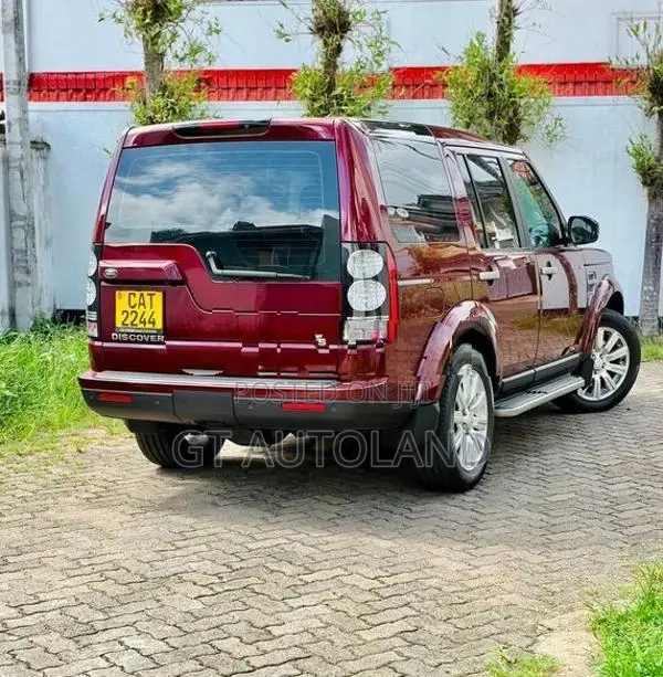 Land Rover Discovery 4 S SDV6 2016