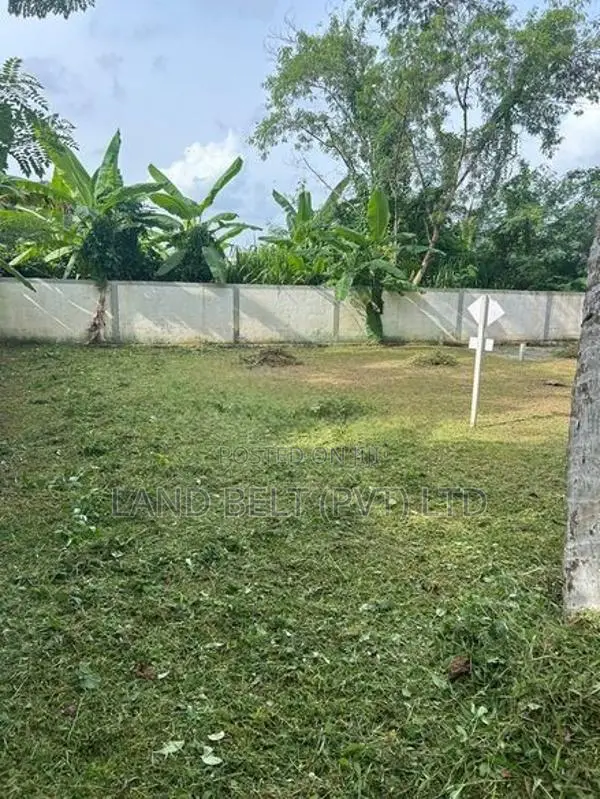 Residential Land Near Makumbura Highway