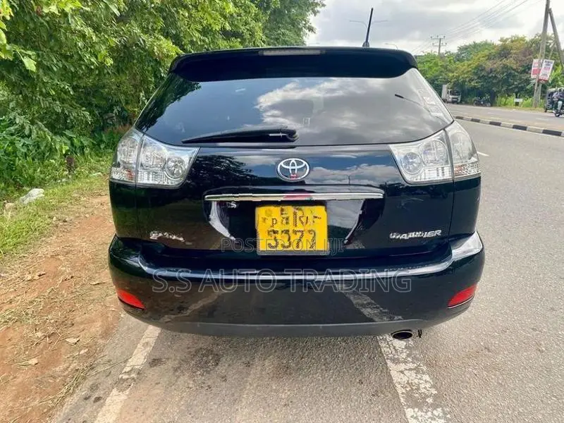 Toyota Harrier 240G Petrol 2007