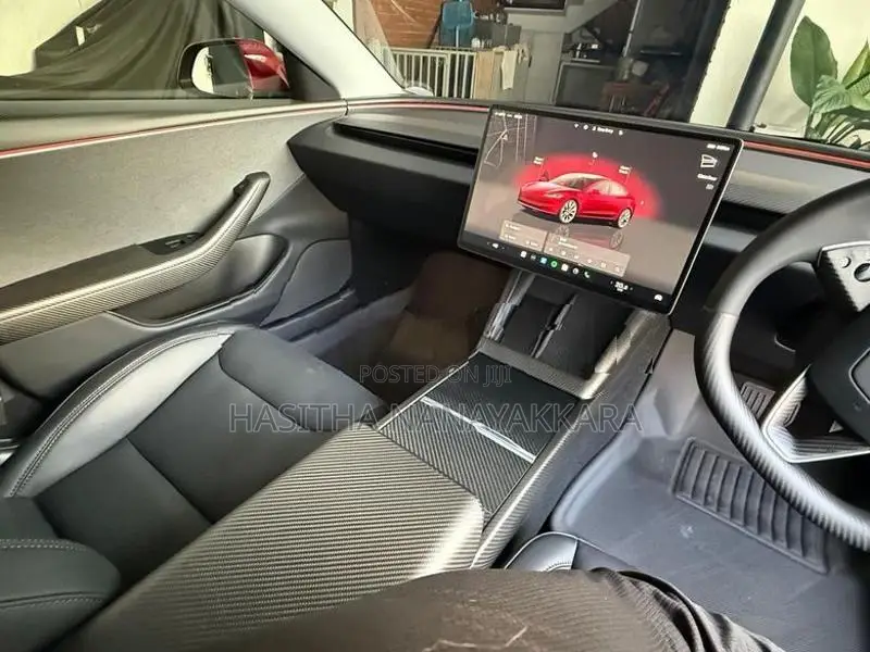 Tesla Model 3 Full Option 2024