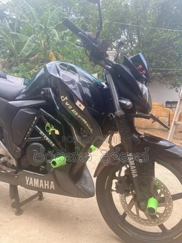 Yamaha FZs V2 2016