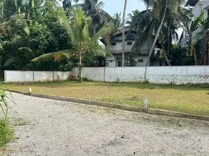 Residential Land Near Makumbura Highway