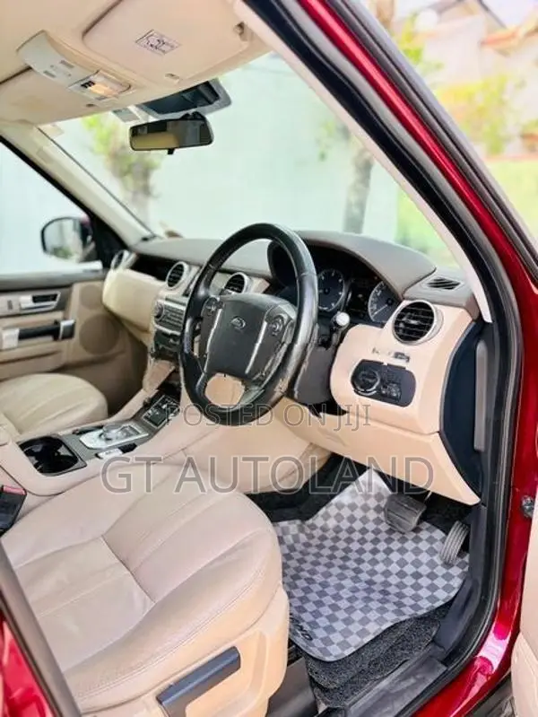 Land Rover Discovery 4 S SDV6 2016