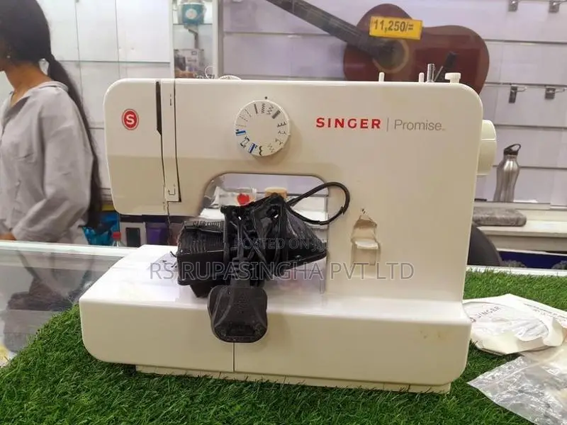 Singer Portable Sewing Machine