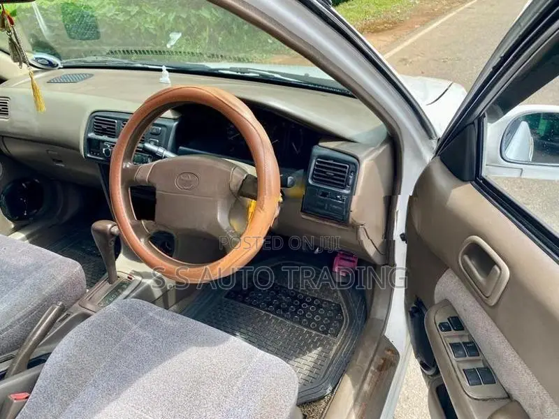 Toyota Corolla AE 110 1996