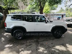 Toyota Land Cruiser Prado 250 VX 2026