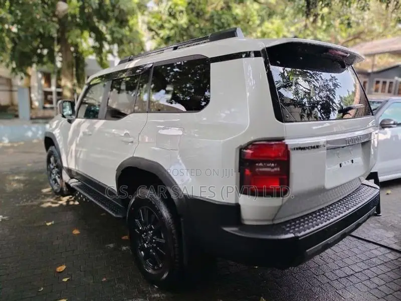 Toyota Land Cruiser Prado 250 VX 2026