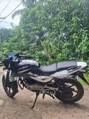 Bajaj Pulsar 180 2014