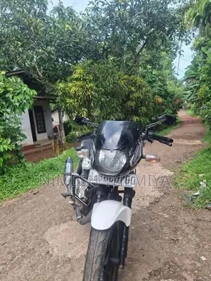 Bajaj Pulsar 180 2014