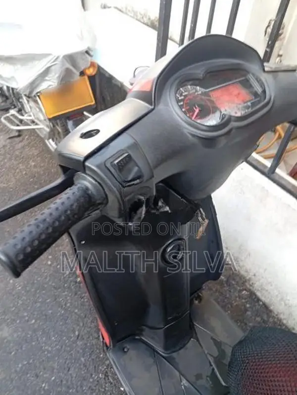Aprilia SR 2019