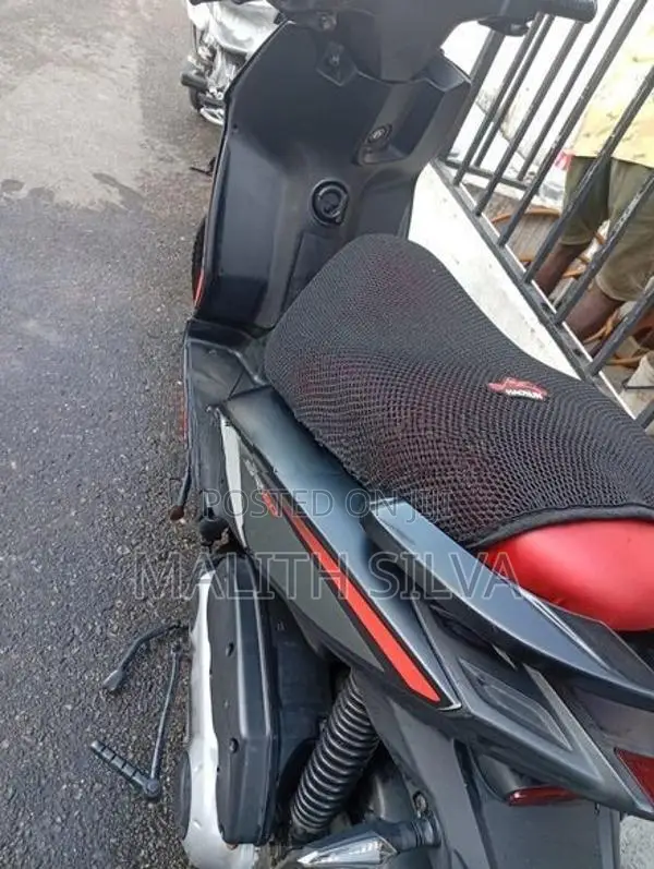 Aprilia SR 2019