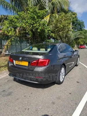 BMW 528i 2011