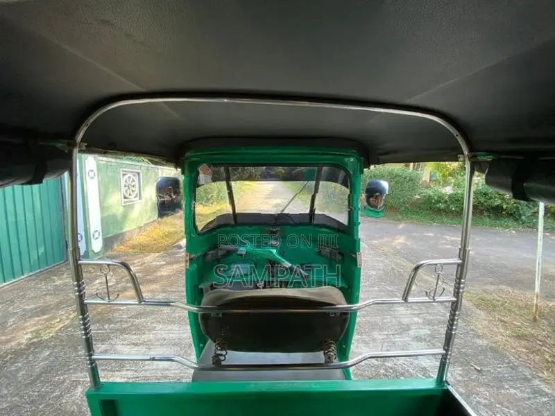 Bajaj RE 2 Stroke 2006