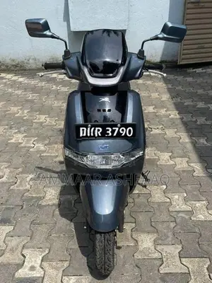 TVS iQube Electric 2025