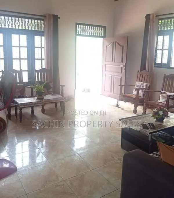 House For Sale In Niwdawa - Panadura