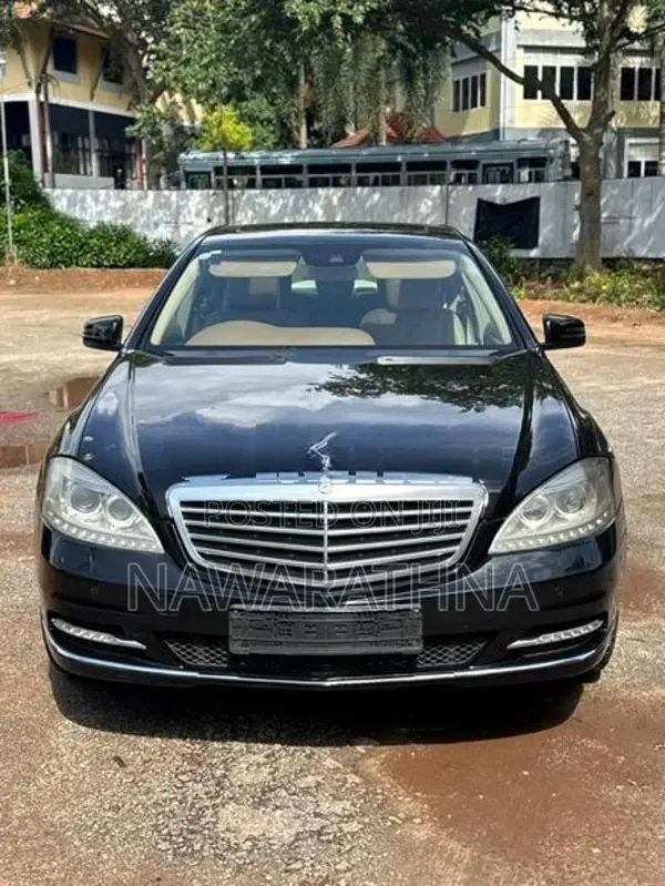 Mercedes Benz S350 2011