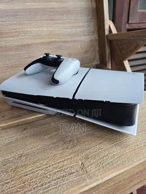 PS5 Slim 1TB