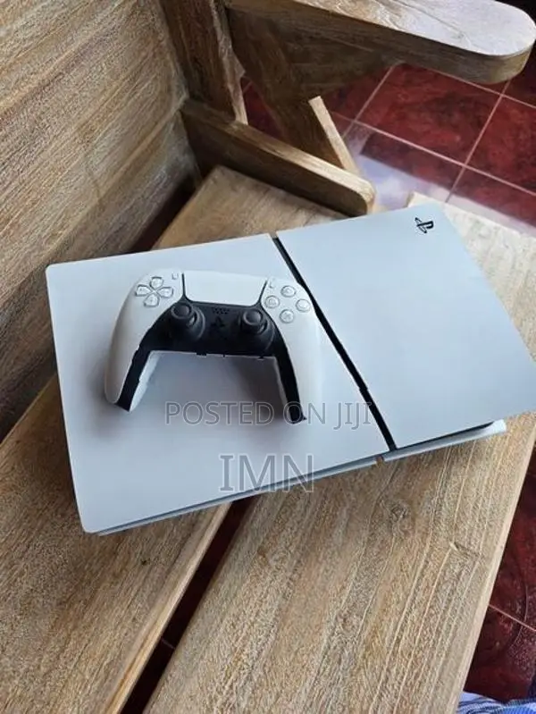 PS5 Slim 1TB