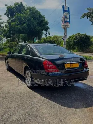 Mercedes Benz S350 2011