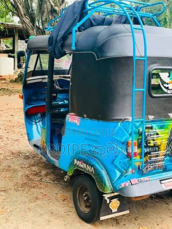 Bajaj RE 1989