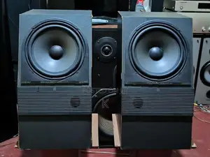 Acoustic Research Bookshelf Speakers