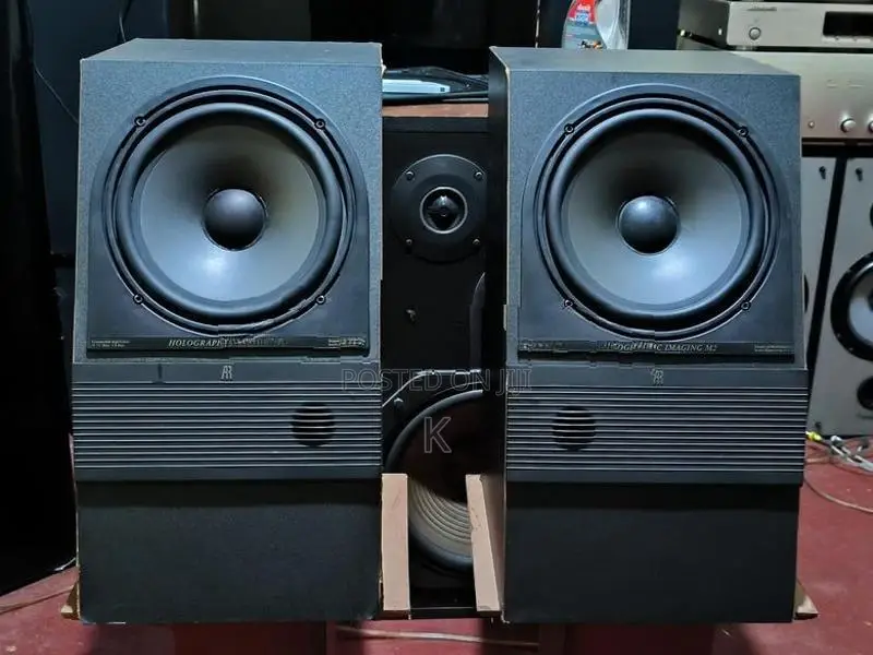 Acoustic Research Bookshelf Speakers