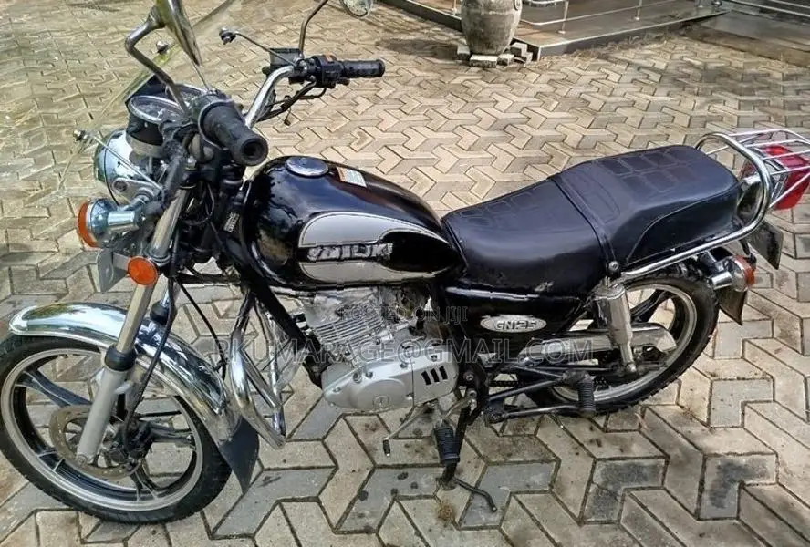 Suzuki GN 125 2014