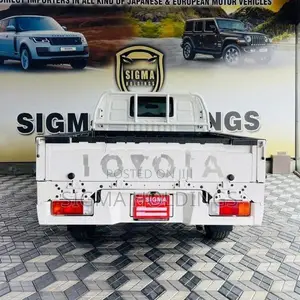 Toyota Hilux Champ Attractive Pac 2024