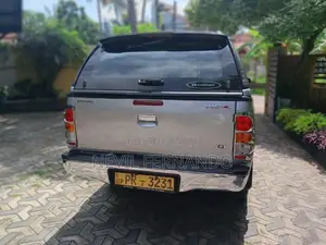 Toyota Hilux 2010