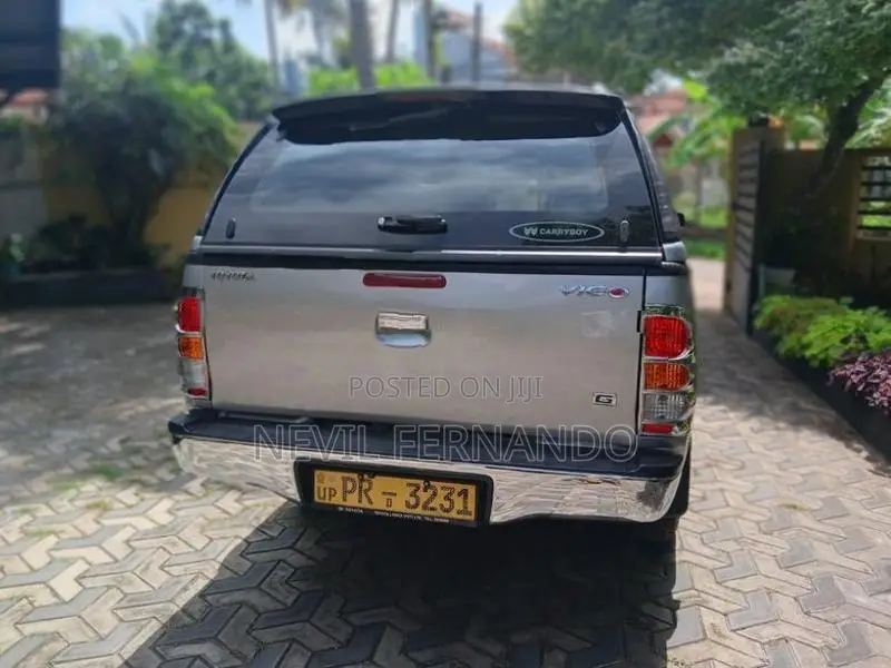 Toyota Hilux 2010