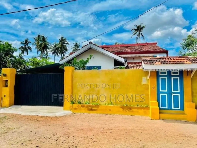 New Unique Design Completed House For Sale In Negombo Katuwapitiya Are