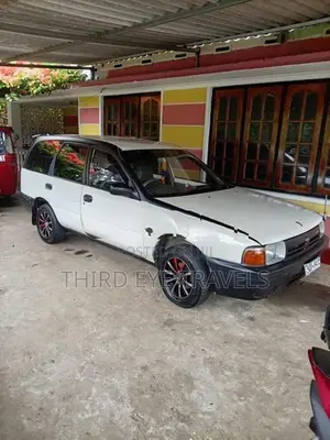 Nissan AD Wagon 1998