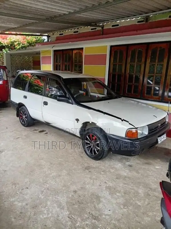 Nissan AD Wagon 1998