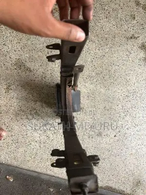 Bajaj Discover Swing Arm