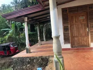 කුරුණෑගල දොඩම්ගස්ලන්ද නගරයට ආසන්නව වටිනා නිවසක් විකීමට