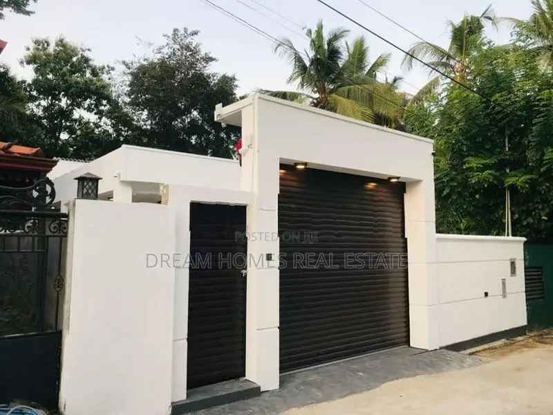 Brand New 2-Storey House for Sale –Kaduwela
