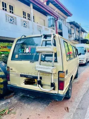 Toyota Hiace 1983
