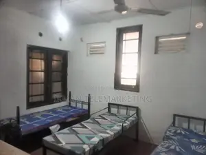 Girls’ Boarding Rooms for Rent – Near Dehiwala Flyover