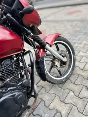 Bajaj Pulsar 180 2005