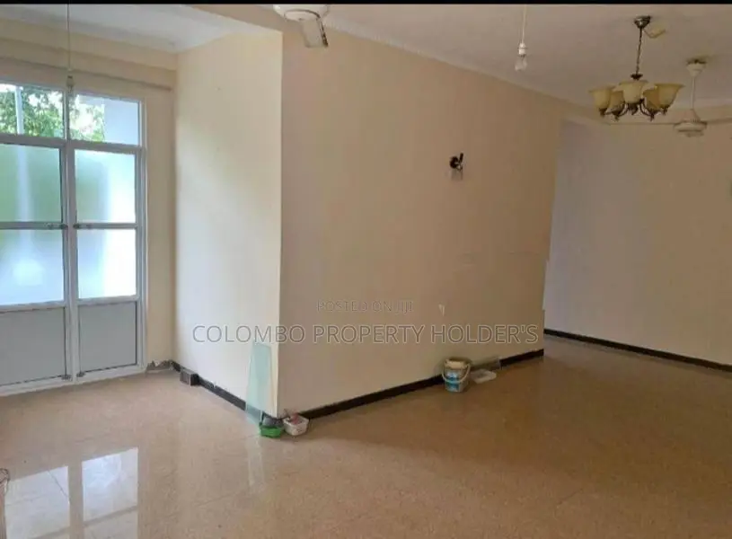 HOUSE RENT IN DEHIWALA UPSTAIRS