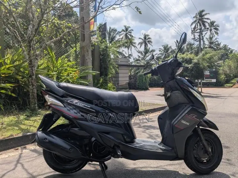 Yamaha Ray ZR 2015