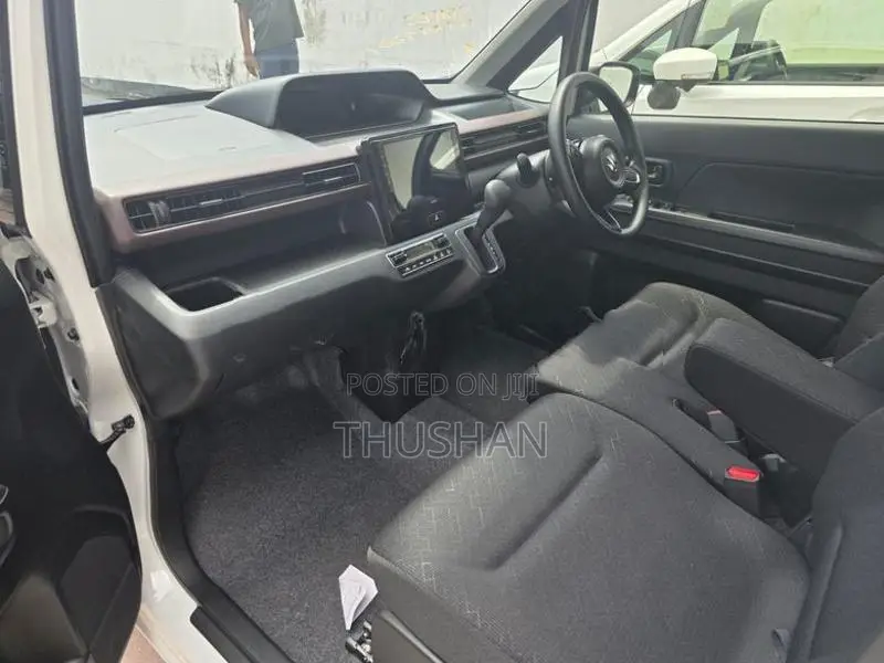 Suzuki Wagon R ZL 2026
