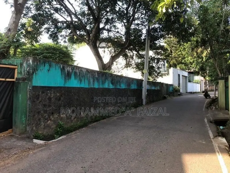Land For Sale in Saranankara Road Kalubowila Dehiwala