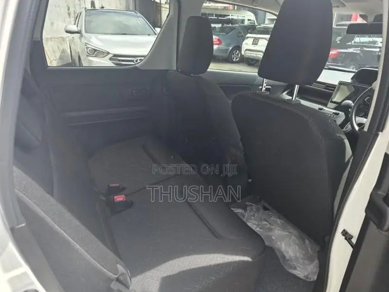 Suzuki Wagon R ZL 2026