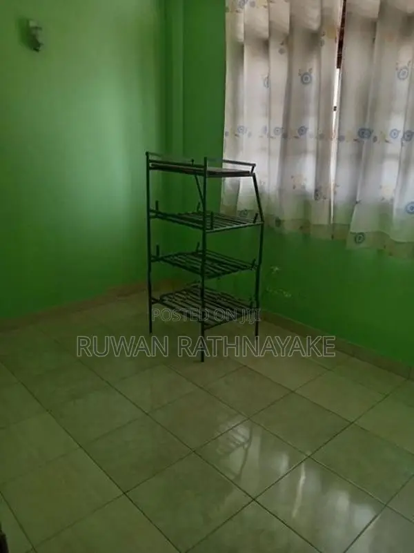 Second Floor House for Rent in Raththanapitiya