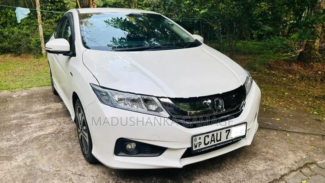 Honda Grace EX Highest Grade 2017