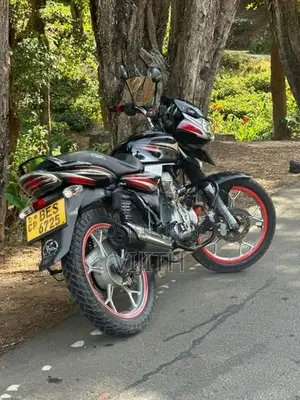 Bajaj Discover 125 2016
